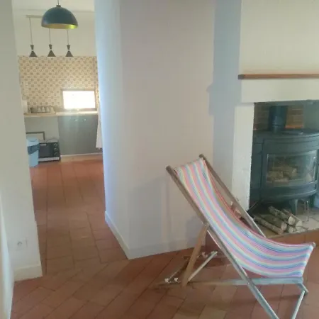 La Petite Maison Dans La Prairie Bed & Breakfast