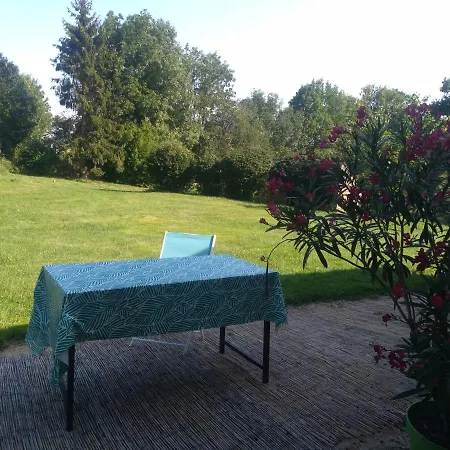 Bed & Breakfast La Petite Maison Dans La Prairie Scillé